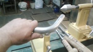 Токарный станок по дереву своими руками...