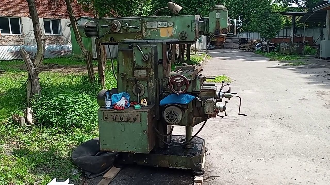 6Р81ш станок. (ПРОДАНО) широкоуниверсальный  фрезерный станок 6Р81ш,тел.+380976109661 Роман,г.Львов