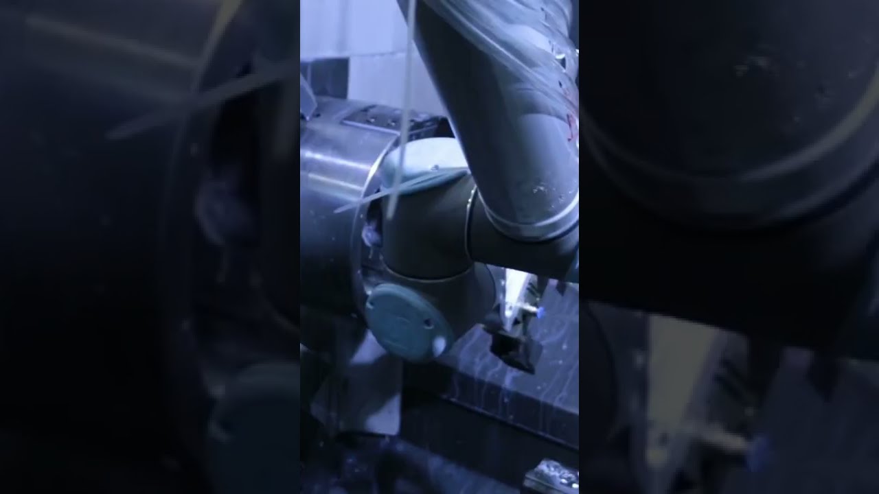 Автоматизация 2х токарных станков коллаборативным роботом Коботом. TECHNORED #shorts
