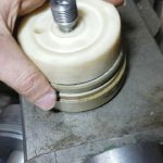Автомобильный масляный фильтр на токарный станок 16к20