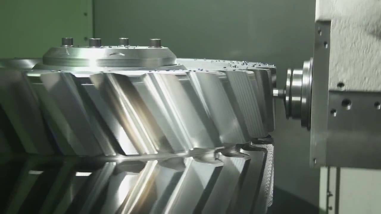 Черновая обработка зубьев шевронных  колес концевыми фрезами