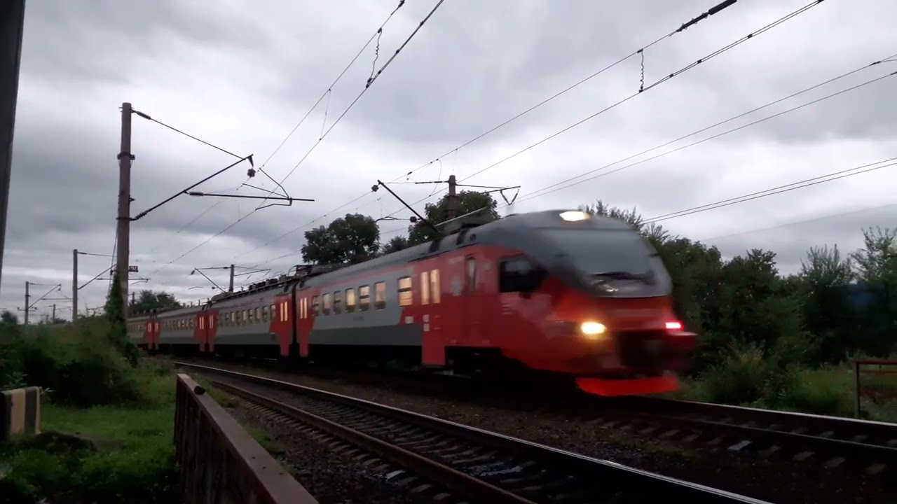 Электропоезд ЭП3Д-0076 с сообщением Артем Приморский 1-Владивосток.