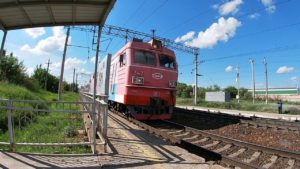 Электровоз ЭП1-347 с поездом Саратов - Адлер