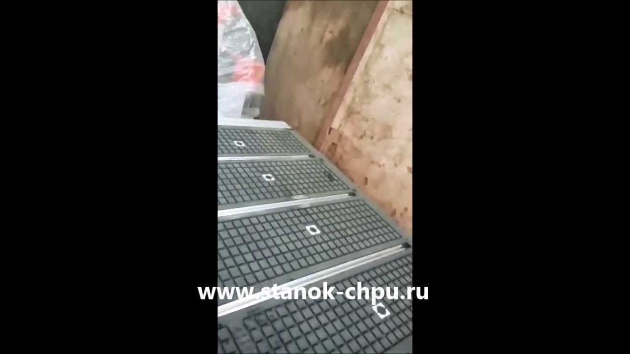 Фрезерно гравировальный станок ЧПУ DeKart 1325 с вакуумным столом
