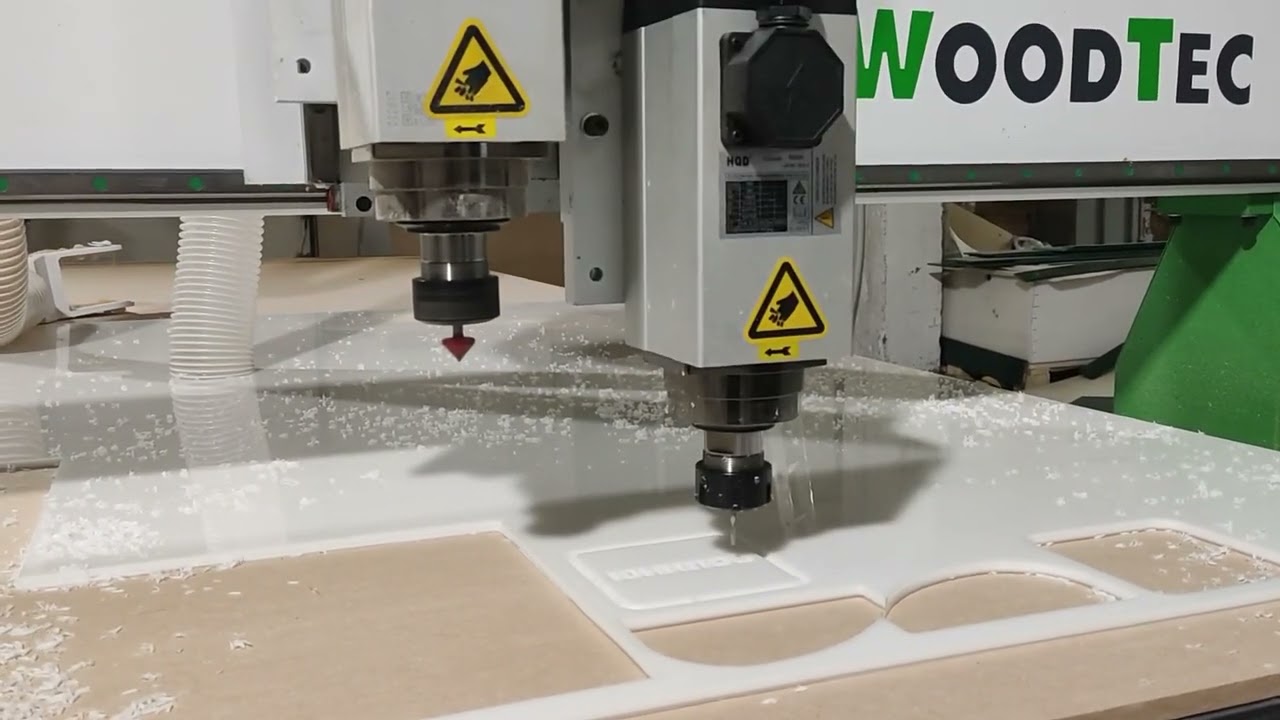Фрезерно-гравировальный станок с ЧПУ WoodTec H-2040C P2 в НАЛИЧИИ установка БЕСПЛАТНО