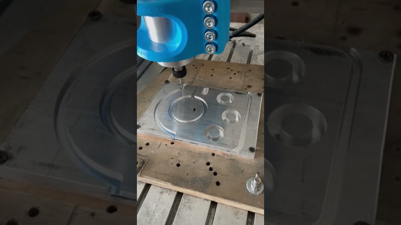 Фрезеровка алюминия фрезером makita - 2