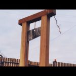 Гильотина своими руками / DIY guillotine