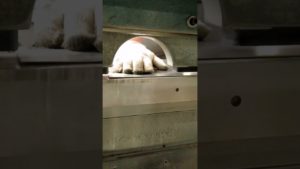 Гильотина в деле