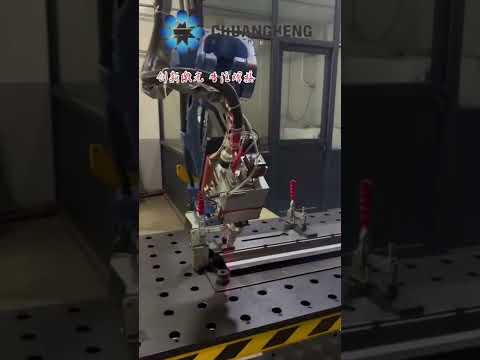 Интеллектуальный волоконно-лазерный сварочный аппарат с ЧПУ с роботом Yaskawa