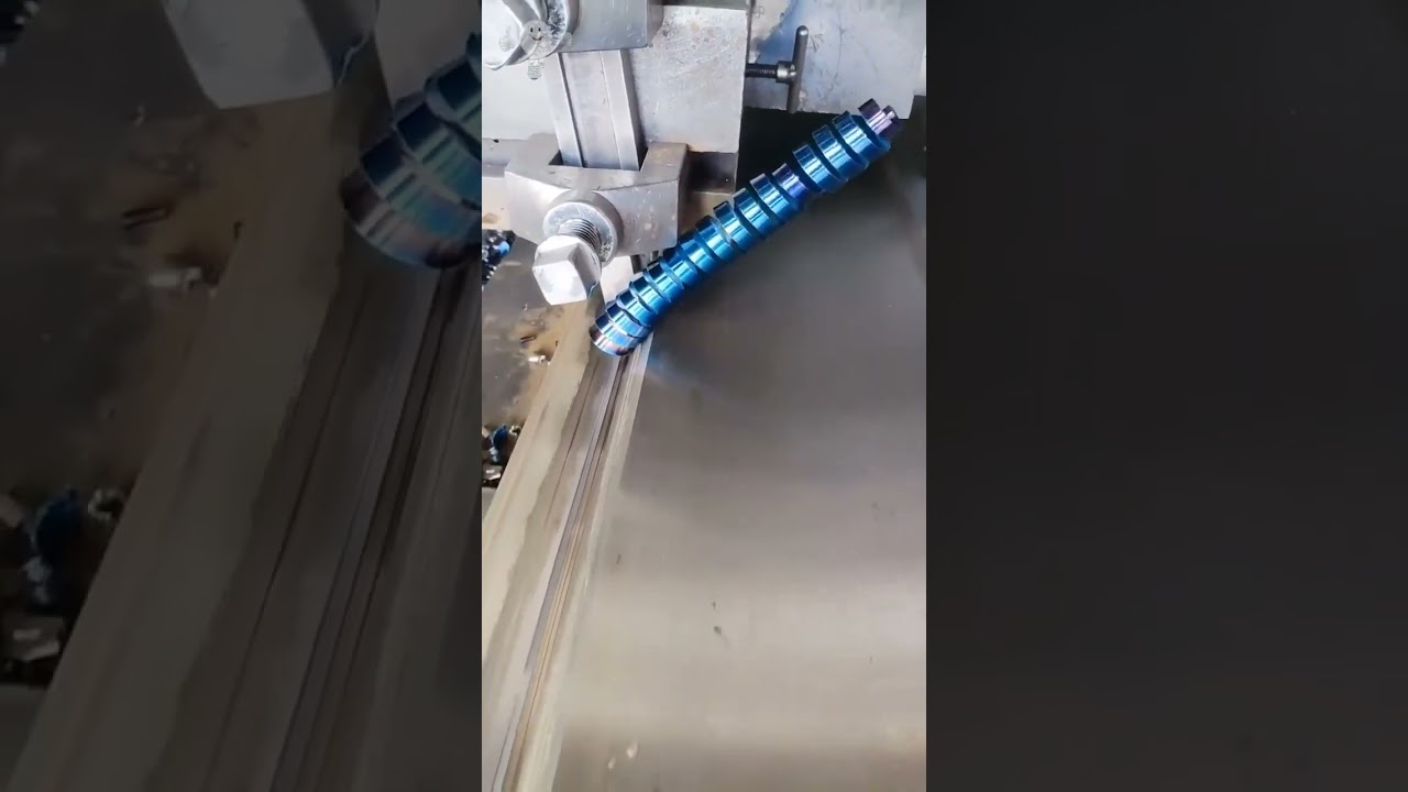 Интересный процесс обработки металла // Interesting metalworking process #Shorts