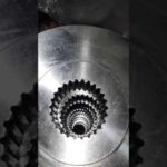 Изготовление шестерни на зубодолбежном станке / Making pinion on a gear shaper