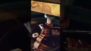Как работает зубодолбёжный полуавтомат #shortvideo #shortsvideo #engineer #sorts #tech #machine #cnc