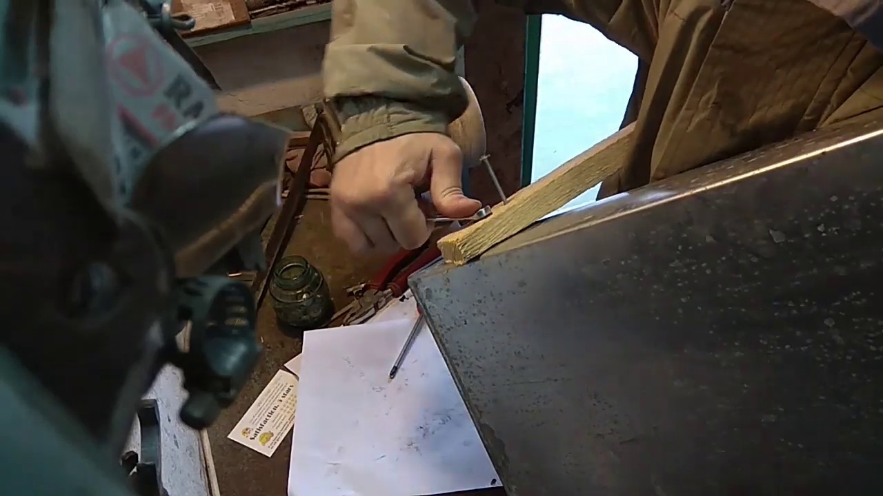 Как вырезать отверстие в тонком металле