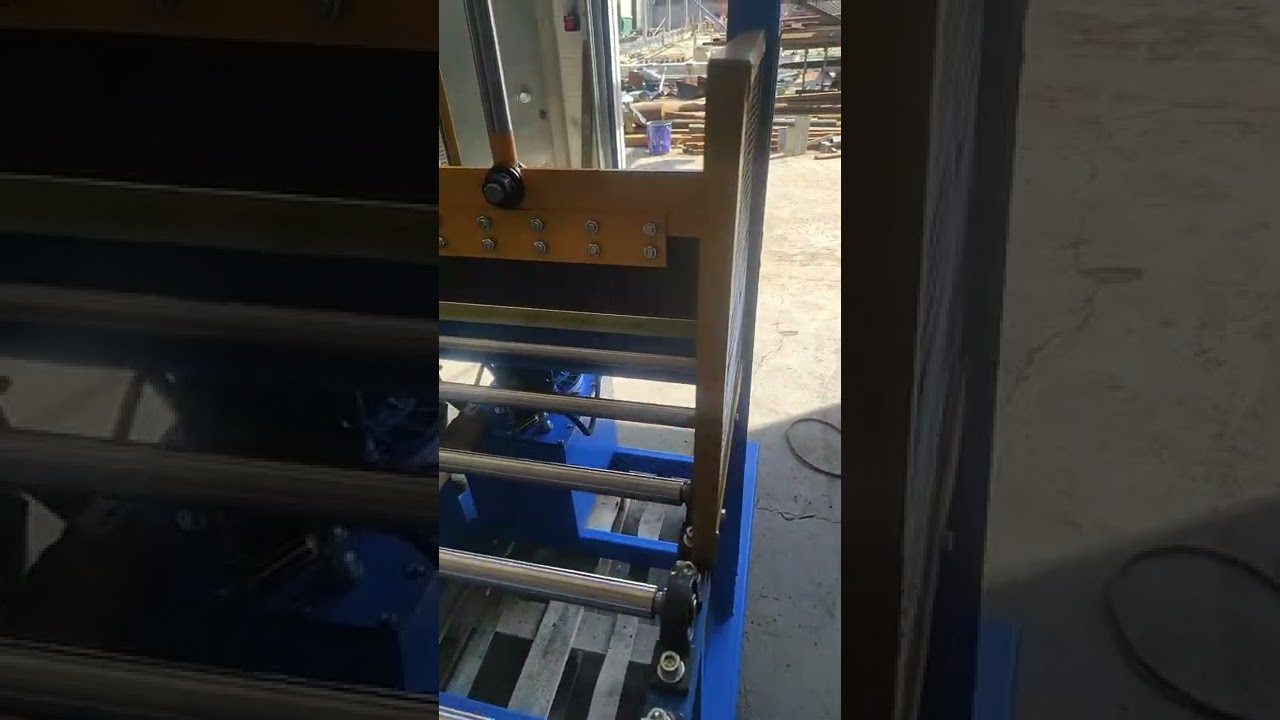 Короткий обзор гильотины для каучука в цеху сборки ООО КОМЕД