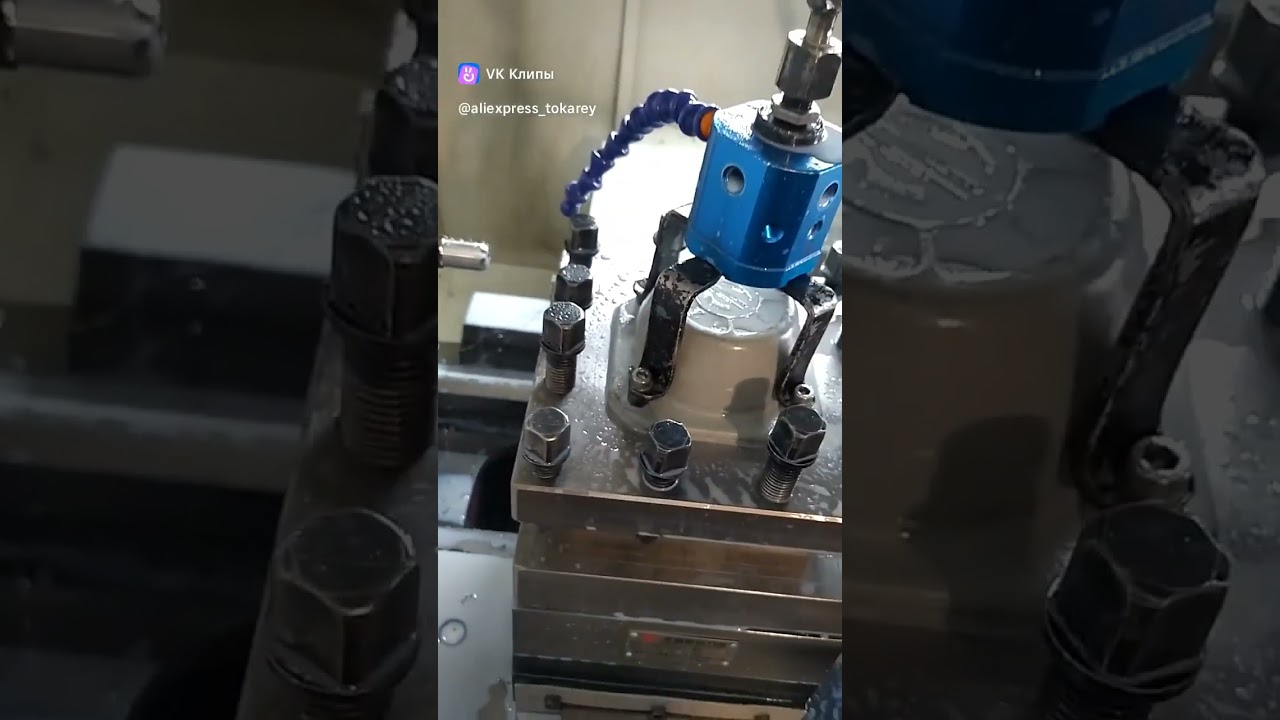 Красивая обработка резьбы. #токарный #токарная #cnc  #чпу #токарнаяобработка