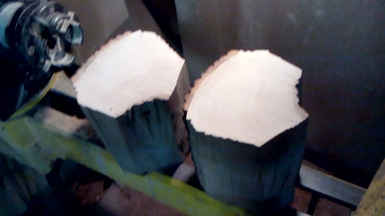 Крепление заготовки в токарном станке (Fixing the workpiece in the lathe)