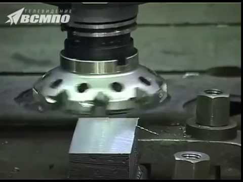 Мобильный фрезерный станок LM6200 CLIMAX (видео ВСМПО)