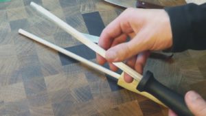 Мусат: тупые ножи, в какую сторону точить, металл или керамика