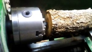 Обработка древесины на токарном станке по металлу