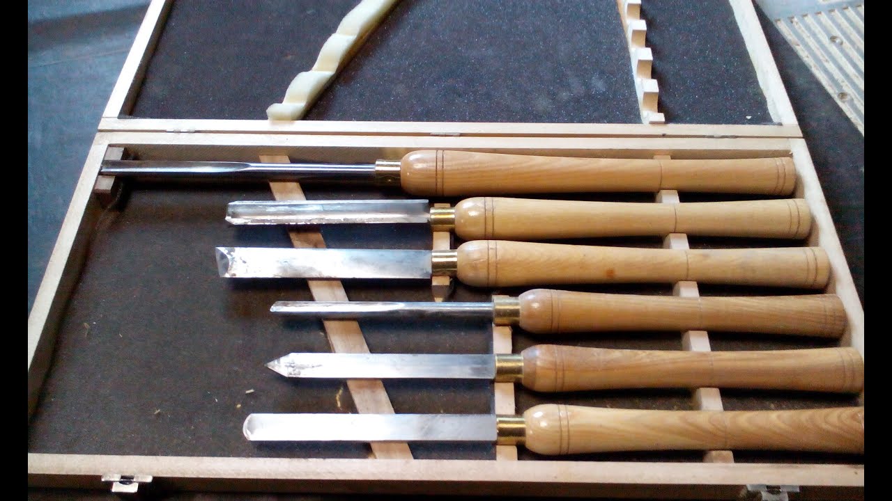 Обзор набора токарных резцов (Overview of a set of turning tools)
