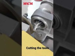 Отрезка инструмента #shorts #заточкаинструмента #заточка #cutter #mrcm #drill #endmills #china #рек