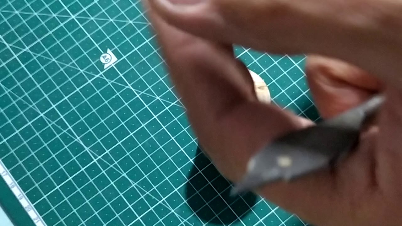 Перетачиваим цилиндрическое перо для сверления конусных отверстий.