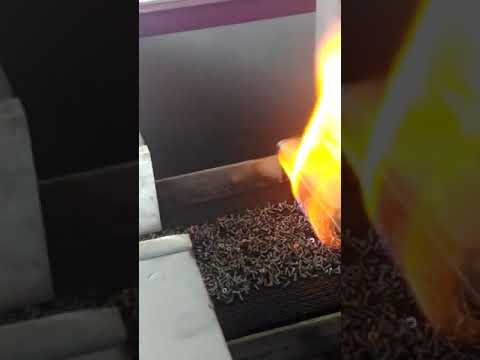 Пламенная завеса конвейерной проходной печи термообработки крепежа