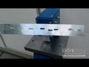 Пневматический пресс для вырубки углов и пробивки отверстий в листовом металла