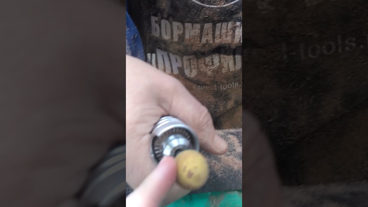 Поверхность дерева при обработке финишными сабуррами.