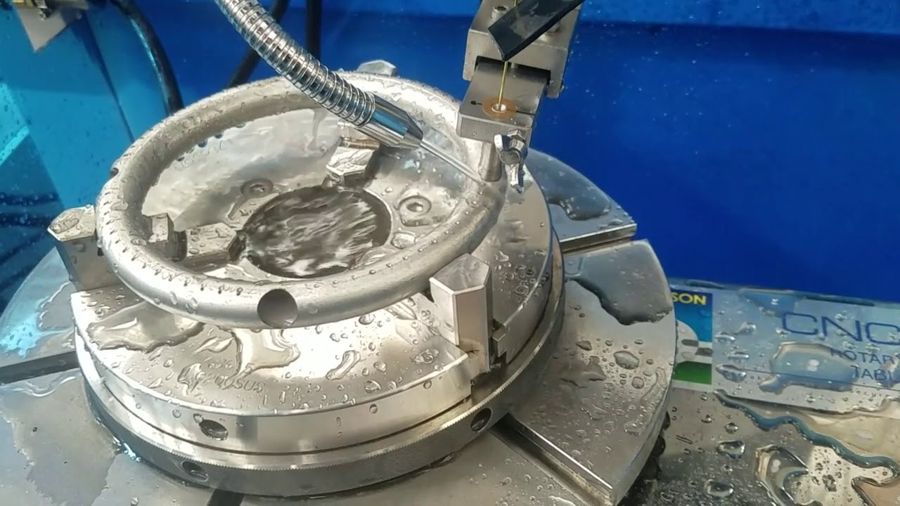 Процесс работы электроэрозионного 5 осевого станка Супердрель CASTEK SD6040NC
