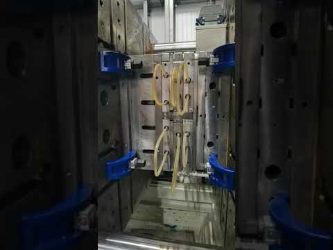 Работа горячеканальной прессформы на ТПА