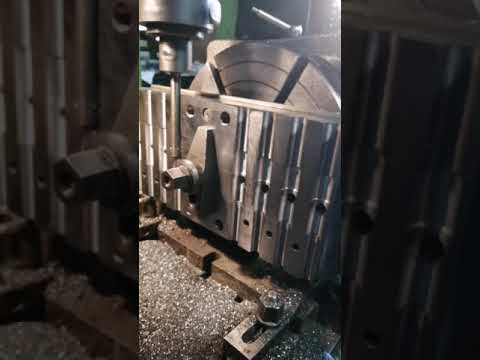 Расточка стали (изготовление пресс-формы)