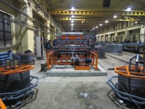Резчик гильотинных ножницах