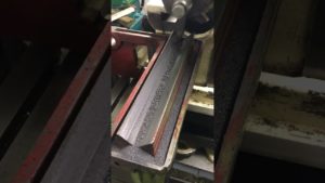 Строгание призмы направляющих