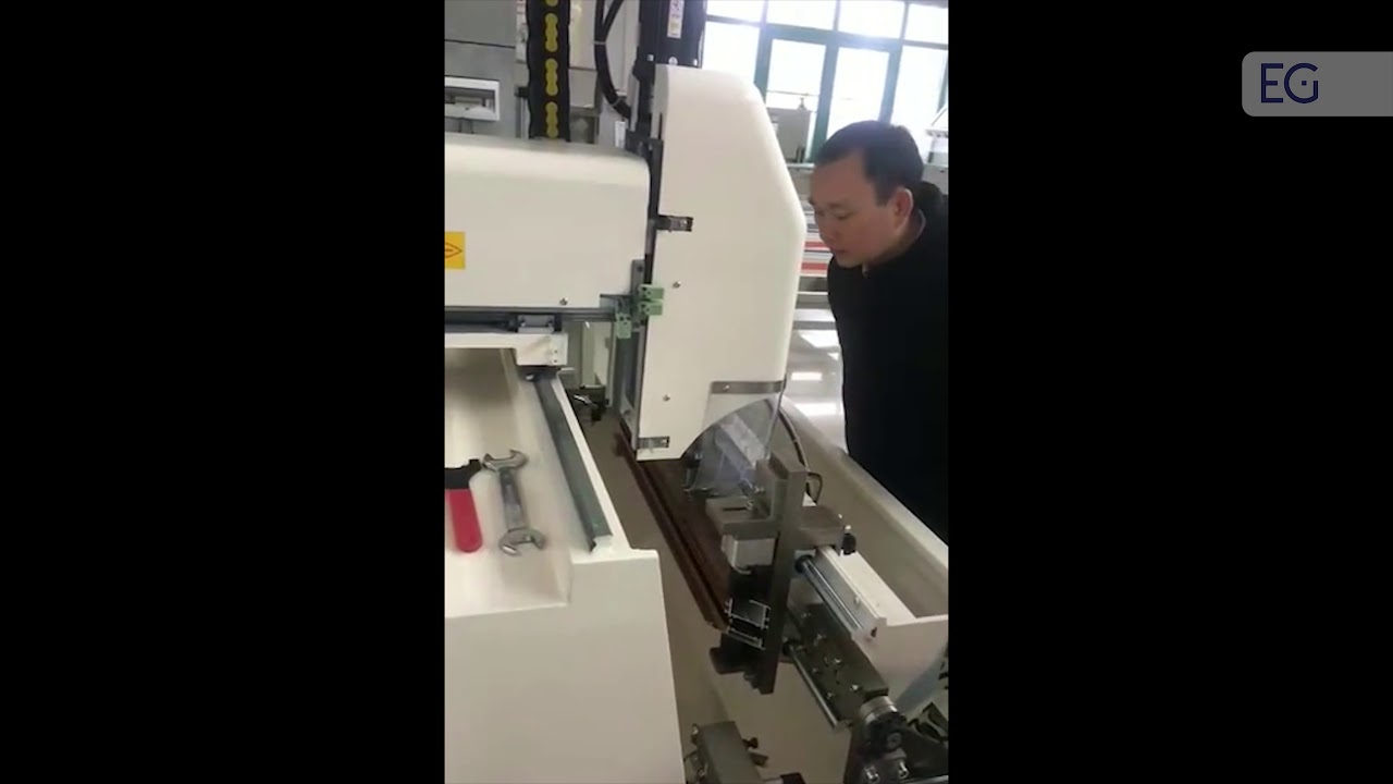 Сверлильно-фрезерный станок с ЧПУ ARK-CNC-1200