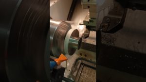Токарная обработка заготовки под зубчатое колесо из закалённой стали