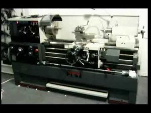 Токарно винторезный станок GH-1840 ZX c УЦИ