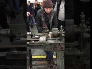 Токарный станок с педальным приводом
