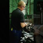 Токарный участок на производстве #ОНИКС в Санкт-Петербурге. Станок токарно-винторезный универсальный