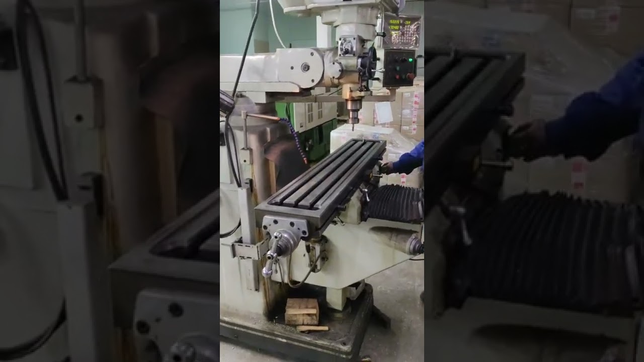 Универсальный фрезерный станок Proma FNS 55PD УЦИ