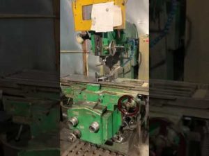 Видео в работе Фрезерного станка 6т12 #станки #станок #деревообработка #листогиб #чпу #фрезерный