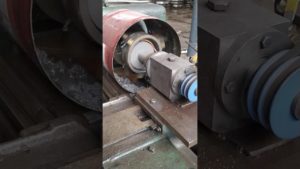 Внутреннее шлифование на токарном станке