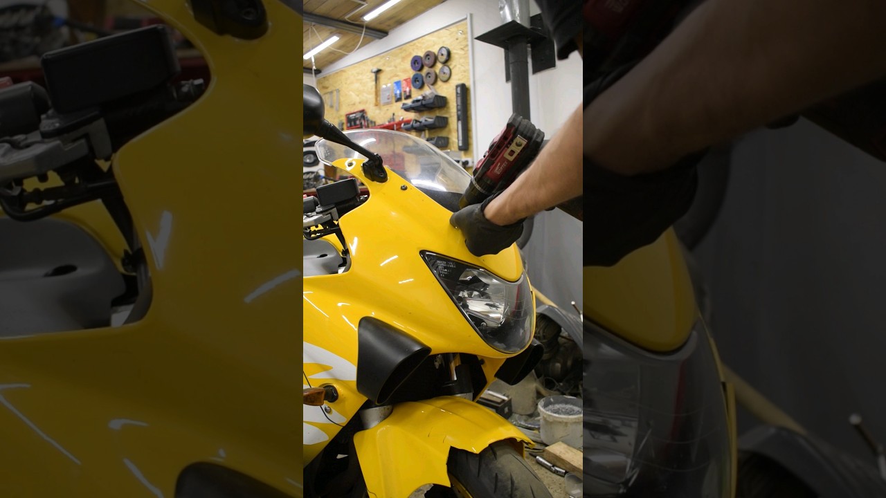Восстановление и покраска пластика honda cbr 600 f4 #мото #пластик #покраска #пайка #восстановление