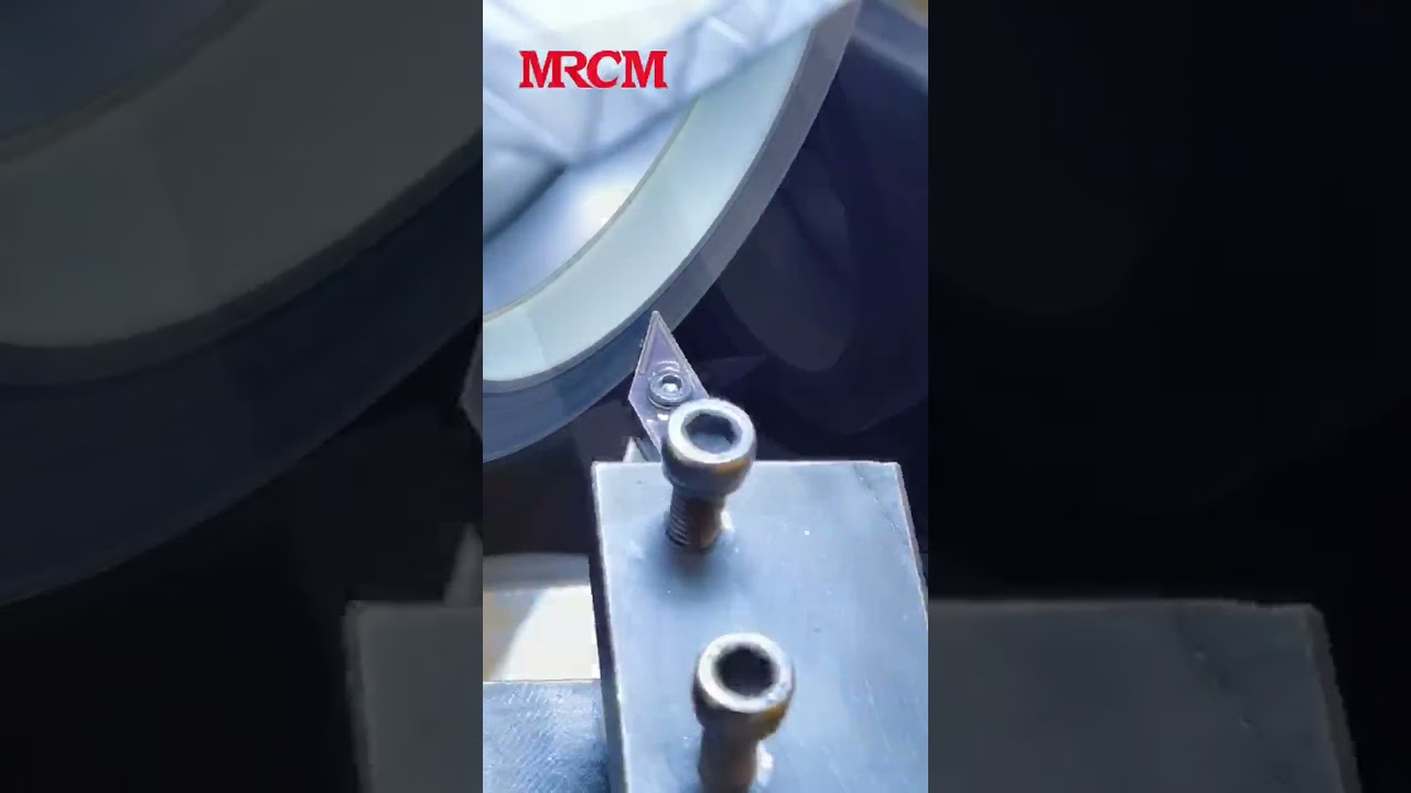 Заточка  токарного пластины#shorts#заточка#заточкаинструмента#lathe#tools#cutter #рекомендации#mrcm