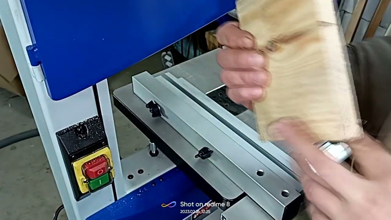 ленточная пила BELMASH WBS-254/2. Пробуем пилить что есть в первый раз на таком агрегате :))
