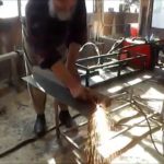 работа плазморезом, делаем стойки спойлера