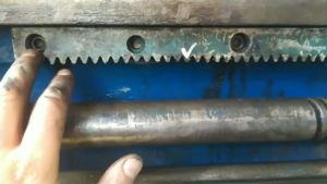 токарка ремонт замена зубчатой рейки продольной подачи 1к62