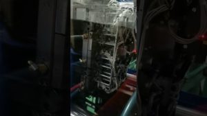 www.gosdar.net | hot runner needle tube mould pick up by robot Russian